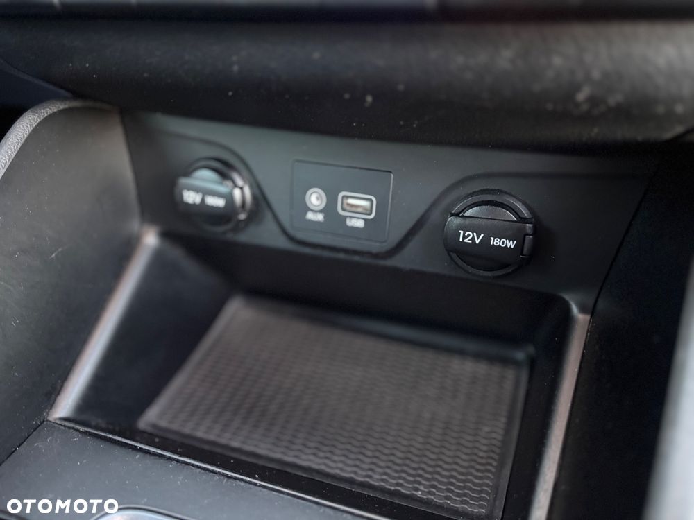 Hyundai Tucson 1.7 CRDI BlueDrive Style 2WD - 33