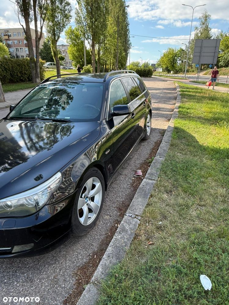 BMW Seria 5 525d - 2
