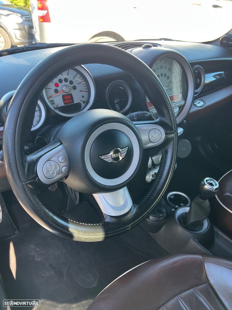 MINI Cabrio Cooper S - 16