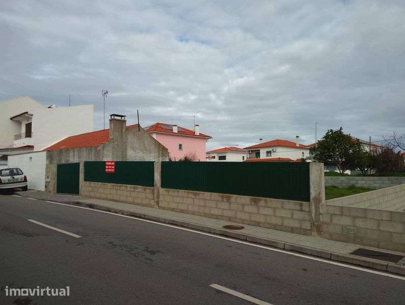 Lote urbano. Valongo, Castelo Branco
