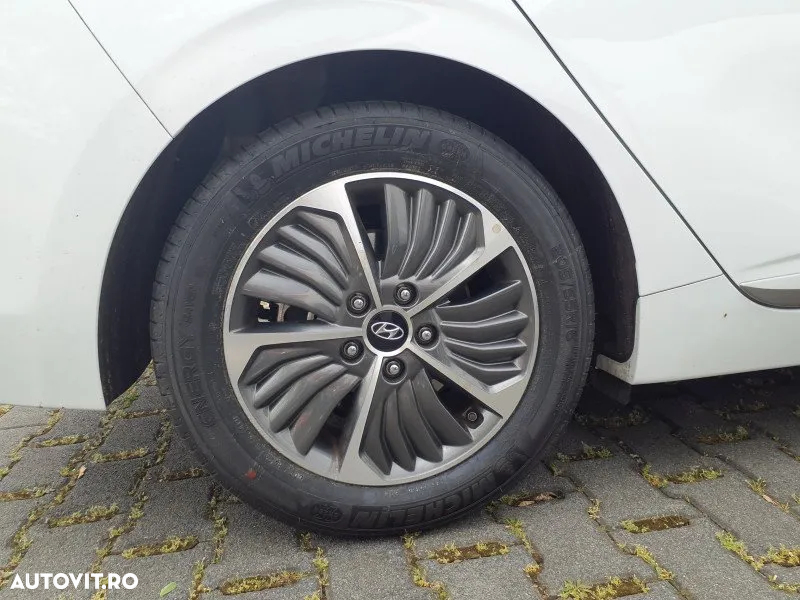 Hyundai IONIQ Plug-in-Hybrid 1.6 GDI Style - 10