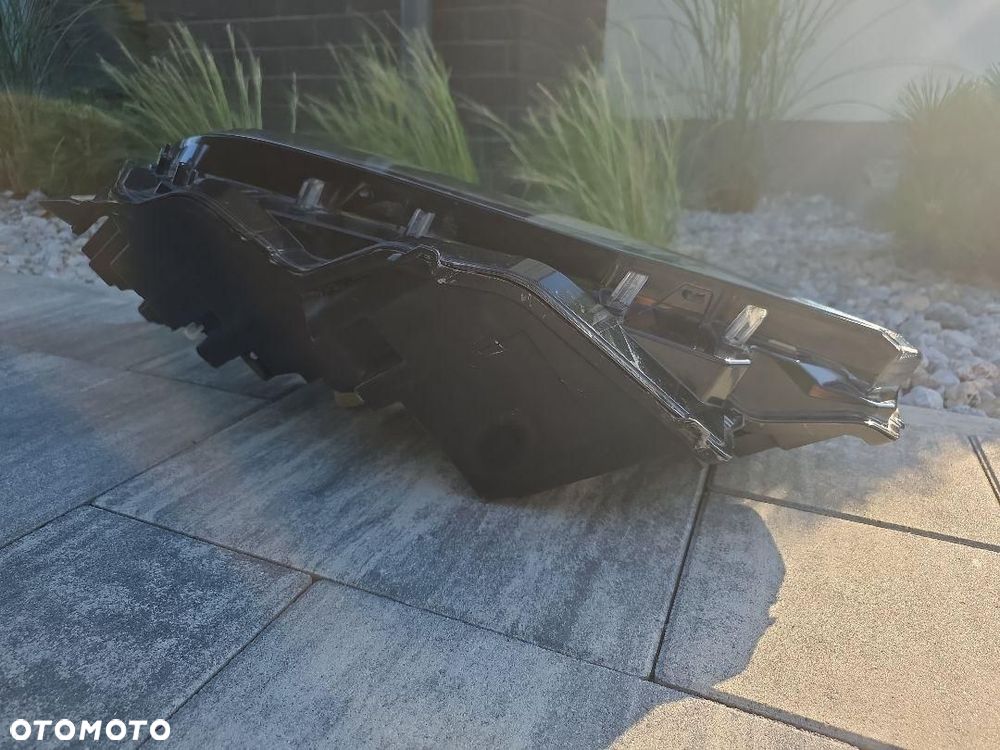 TOYOTA C-HR II 2 Lampa prawa przód Full Led Technology 81110-F4220-00 26R - 7