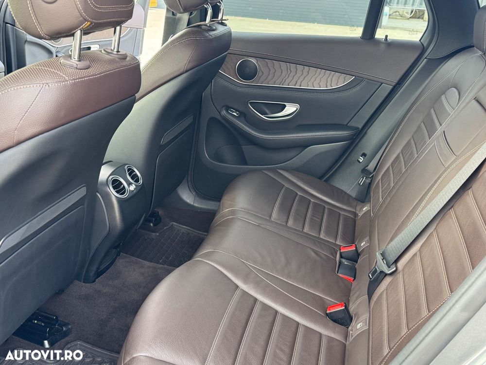 Mercedes-Benz GLC - 12