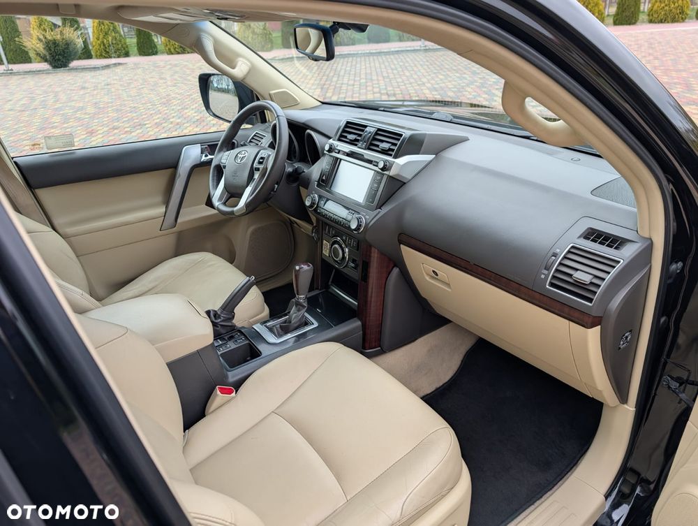 Toyota Land Cruiser LC 2.8 D-4D Invincible - 26