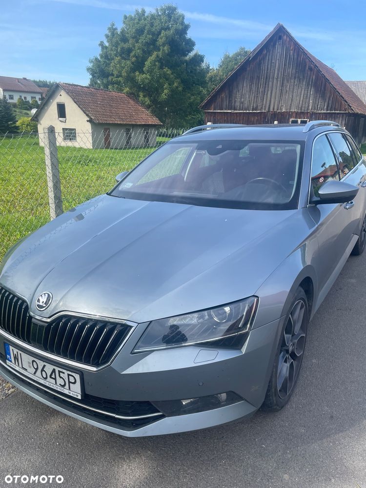 Skoda Superb 2.0 TDI Ambition DSG - 1