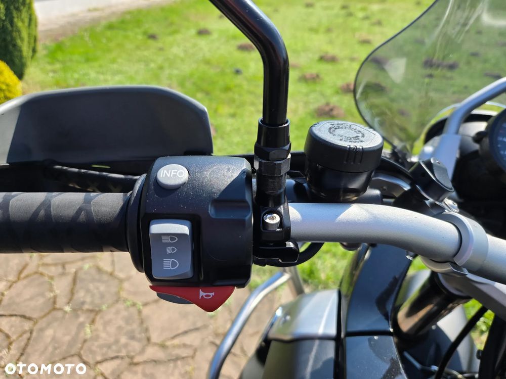 BMW R - 16