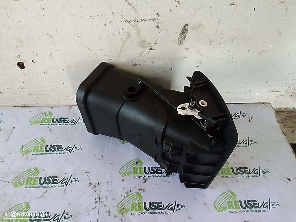 Grelha De Ventilação Dta Volvo C30 (533) - 2
