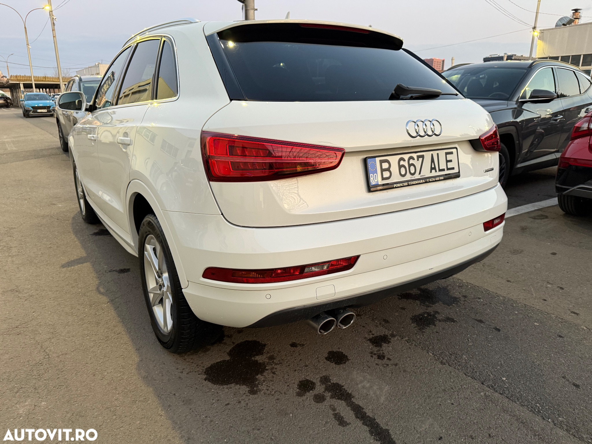 Audi Q3 2.0 TDI Quattro Stronic Design - 8