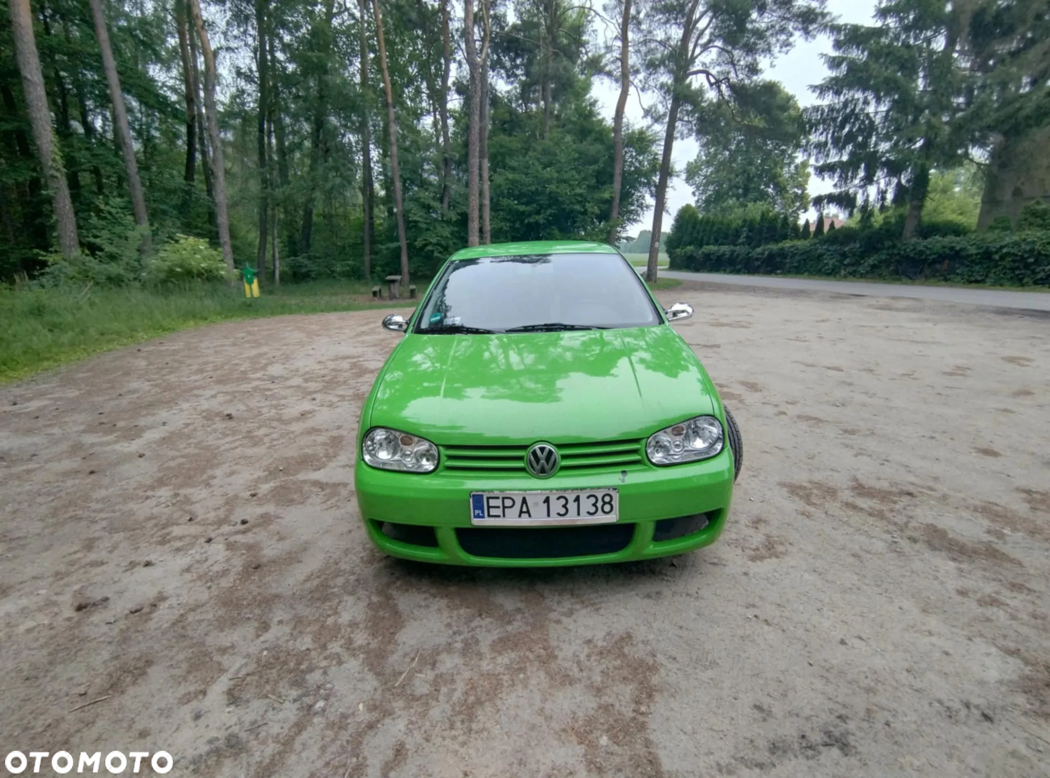 Volkswagen Golf - 2