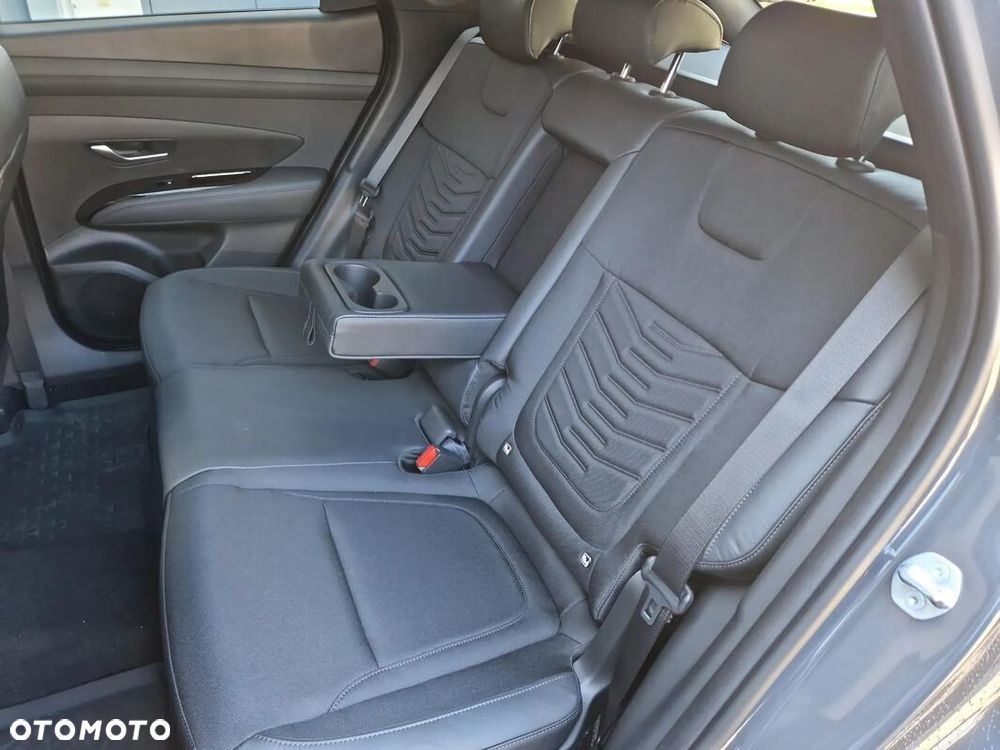 Hyundai Tucson 1.6 T-GDi Executive 2WD - 17