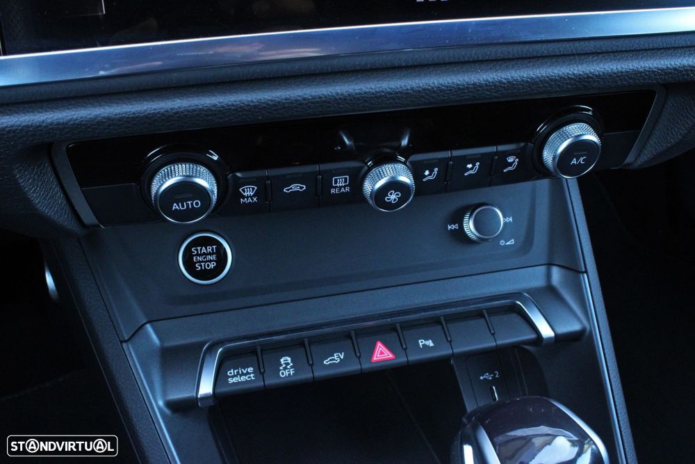 Audi Q3 Sportback 45 TFSIe S line S tronic - 15