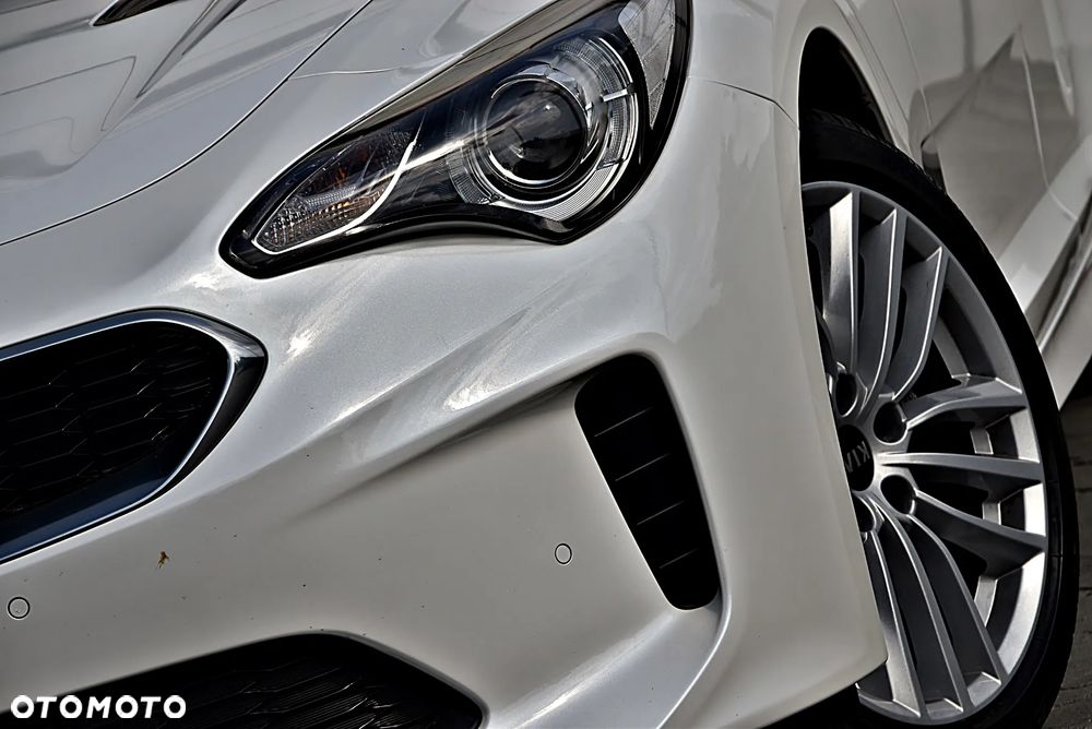 Kia Stinger 2.0 T-GDI XL - 9