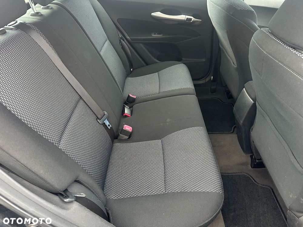 Toyota Auris 1.33 VVT-i Edition - 21