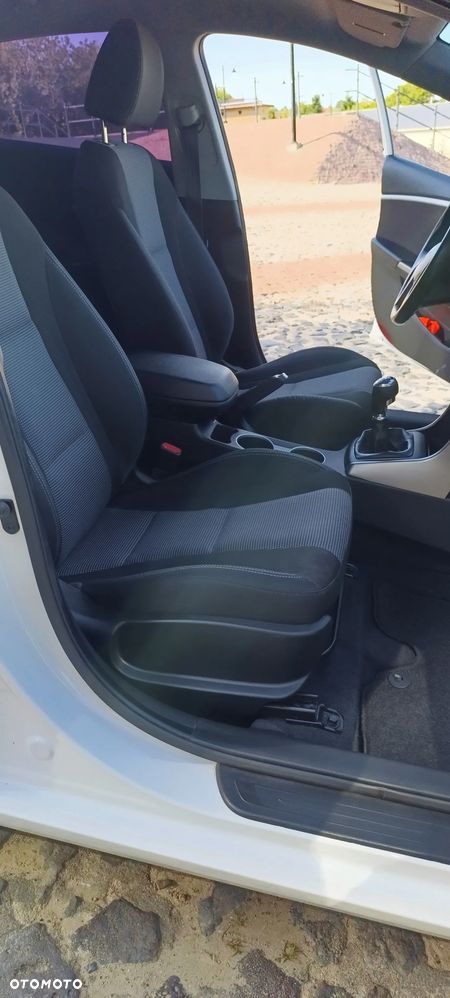 Hyundai i30 1.4 Classic + - 13
