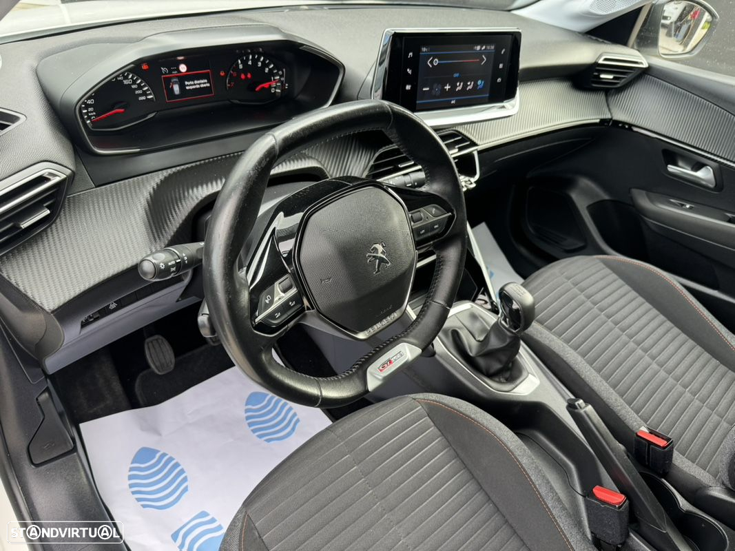 Peugeot 208 1.2 PureTech Like - 43
