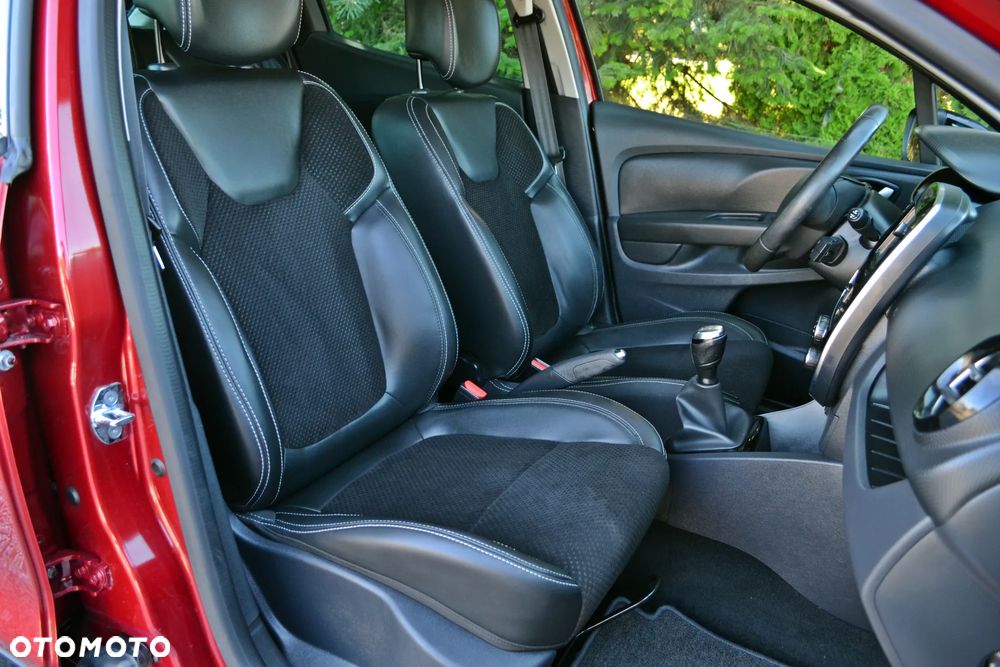 Renault Clio - 26