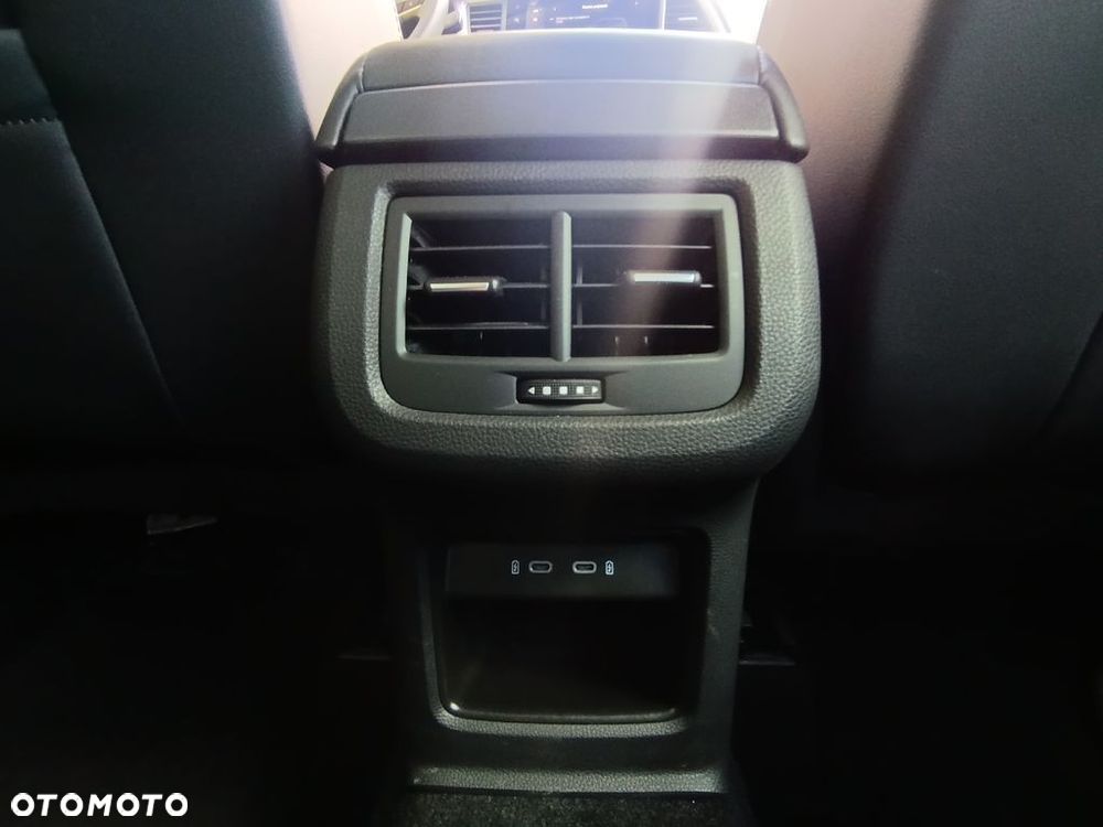 Seat Ateca 1.5 TSI Xperience S&S DSG - 32