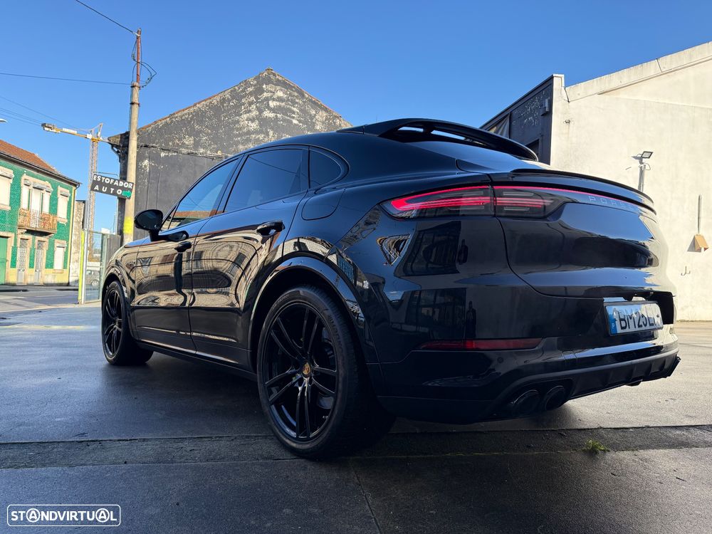 Porsche Cayenne Coupé - 8
