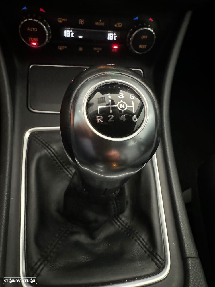 Mercedes-Benz GLA 200 Style - 26
