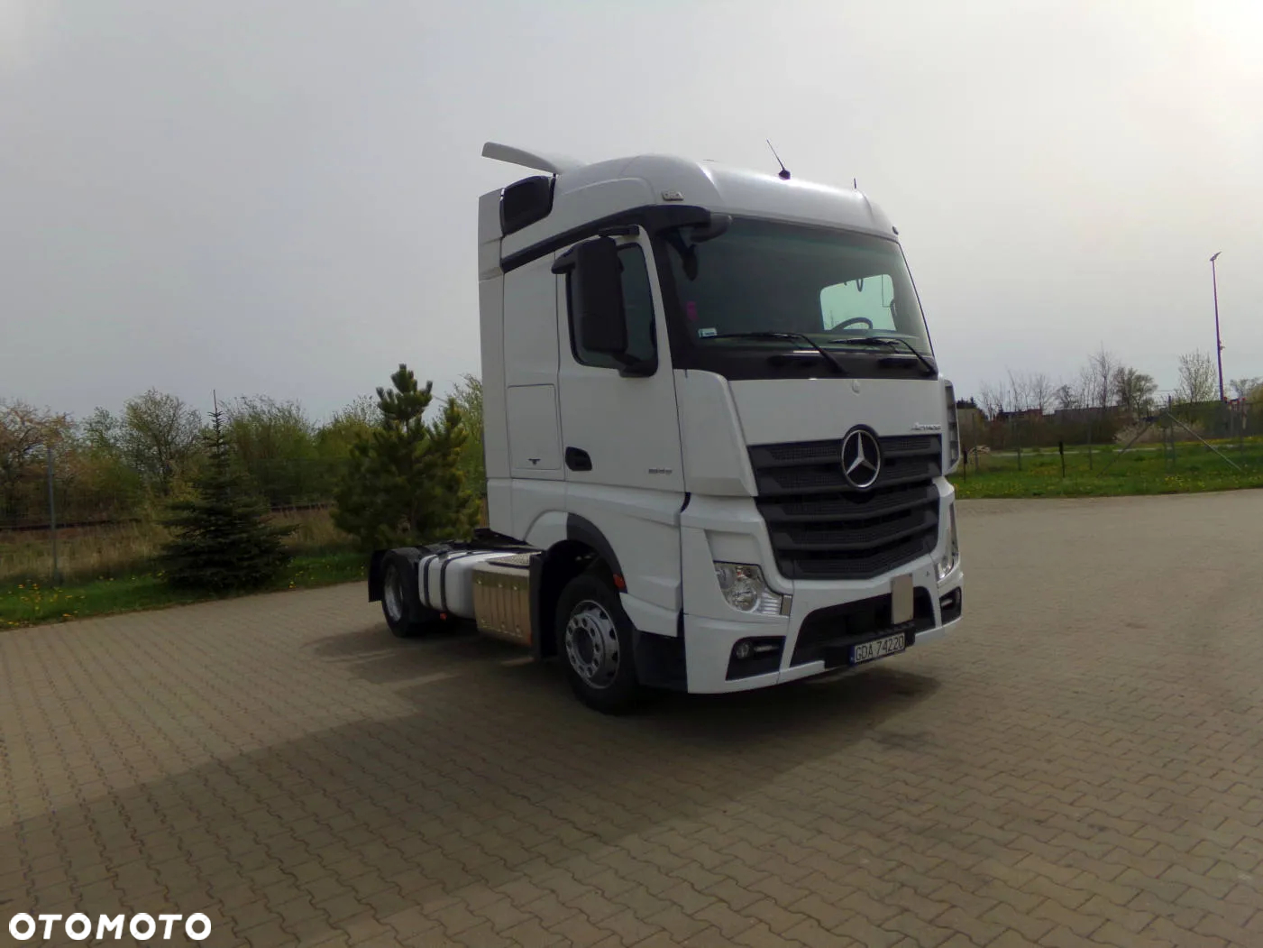 Mercedes-Benz Actros - 8