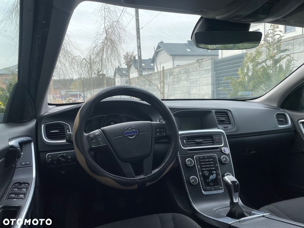 Volvo S60 T3 Drive-E Kinetic - 11