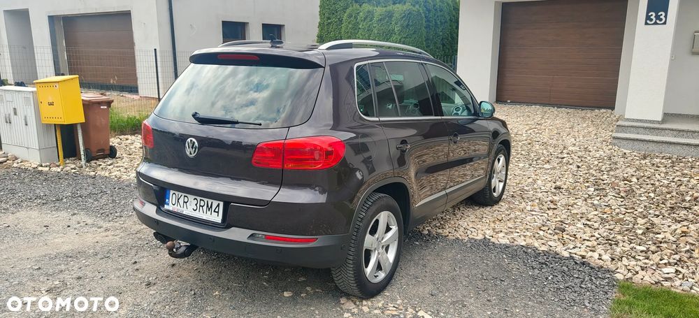 Volkswagen Tiguan 2.0 TDI DPF BlueMotion Technology Lounge Sport & Style - 5