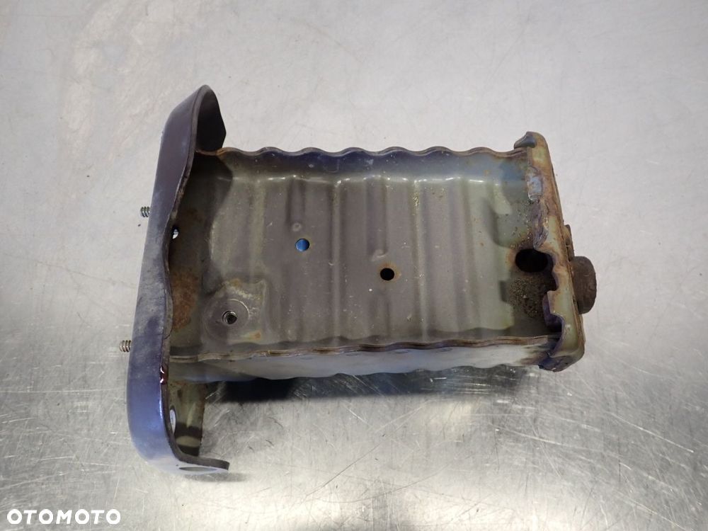 STREFA ZGNIOTU PRAWY PRZÓD TOYOTA URBAN CRUISER - 1