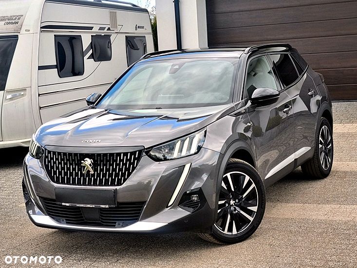 Peugeot 2008 PureTech 130 EAT8 GT - 2