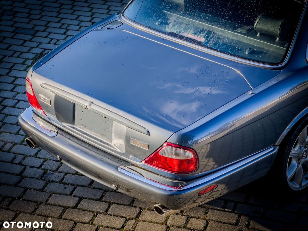 Jaguar XJR Standard - 10