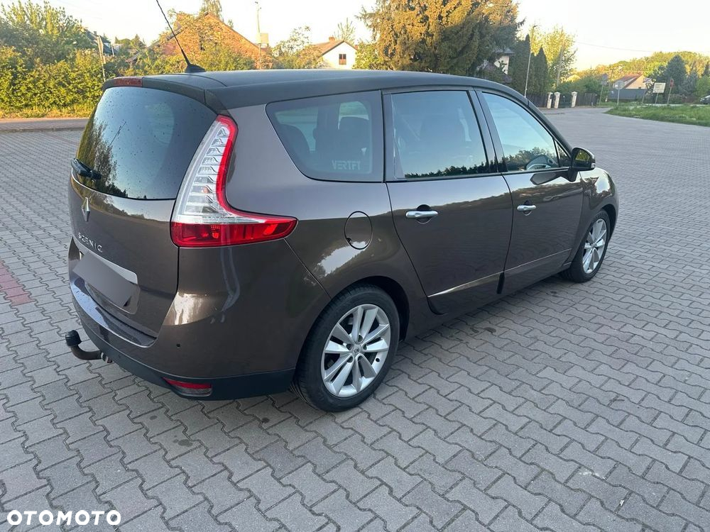 Renault Grand Scenic Gr 2.0 dCi Privilege - 19