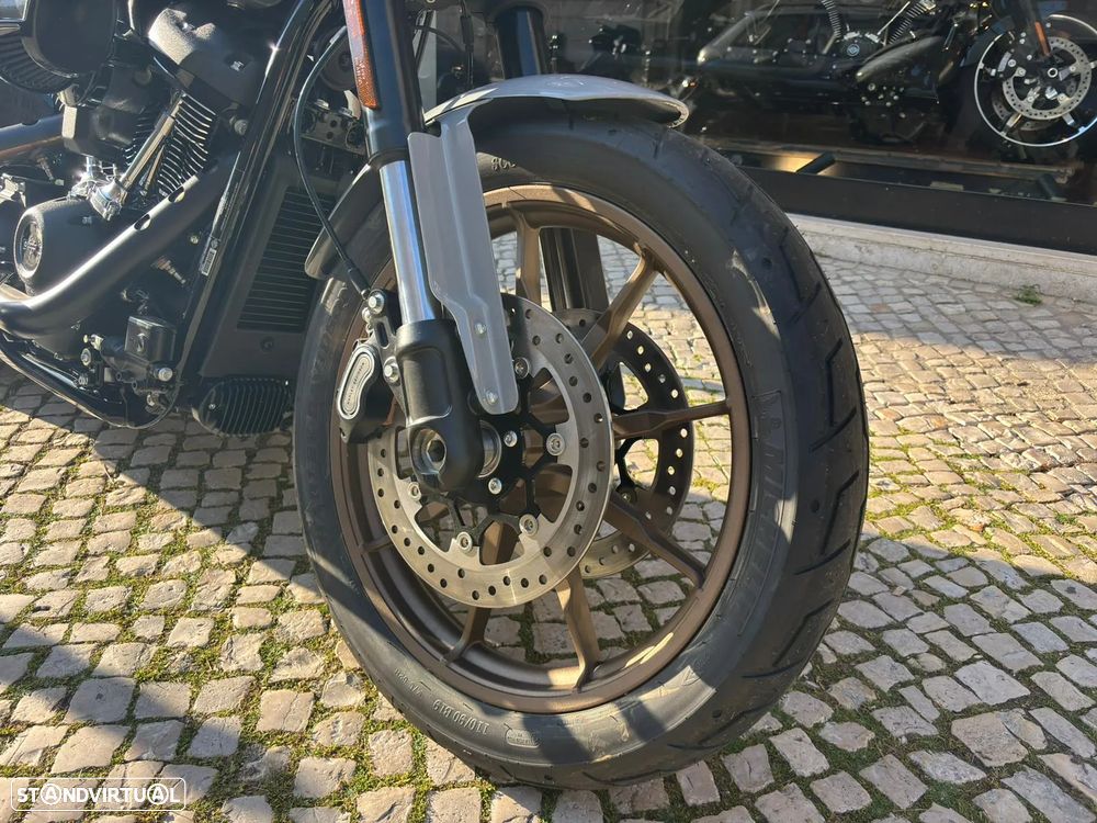 Harley-Davidson Softail Low Rider S - 12