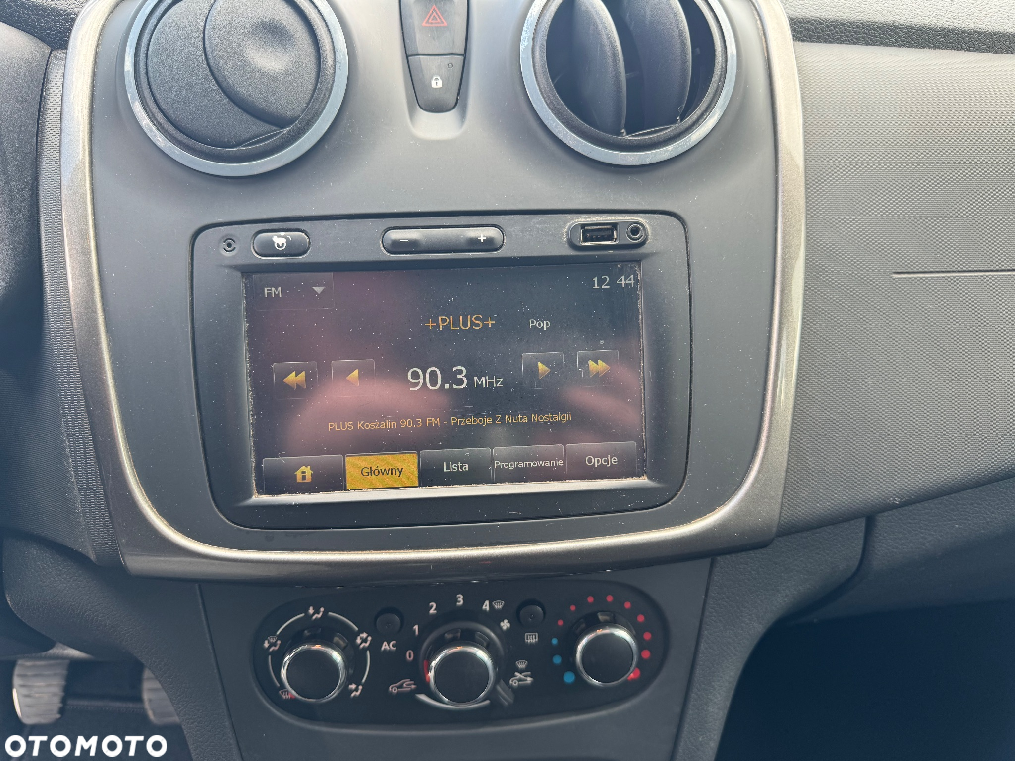 Dacia Sandero TCe 90 Celebration - 9