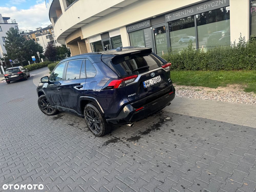 Toyota RAV4 - 4