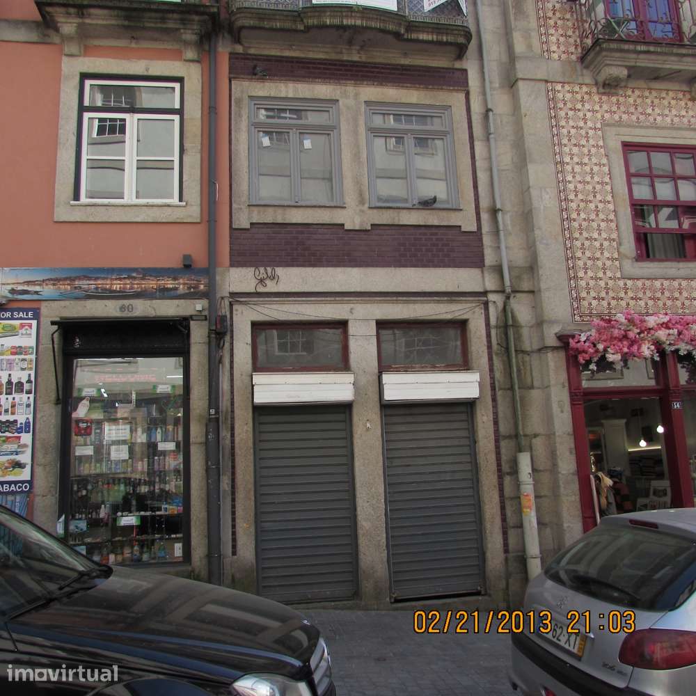 Prédio com 13 frações na Ribeira - Grande imagem: 4/20