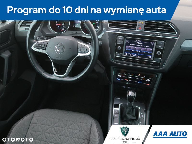 Volkswagen Tiguan - 9