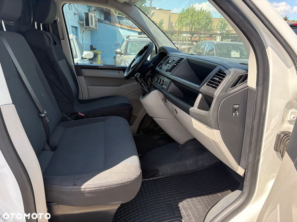 Volkswagen Transporter - 13