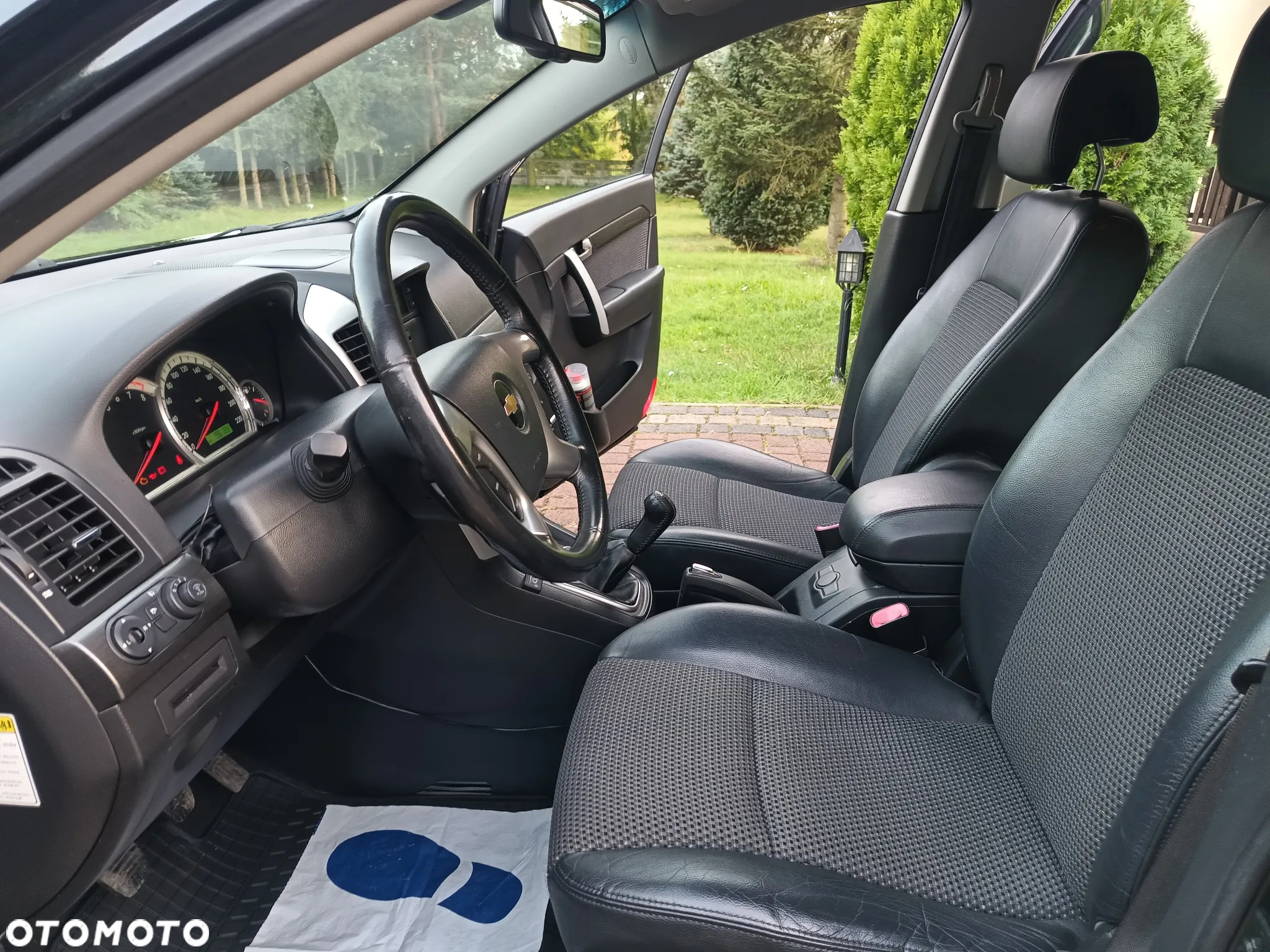 Chevrolet Captiva 2.4 4WD 7 Sitzer LT - 20