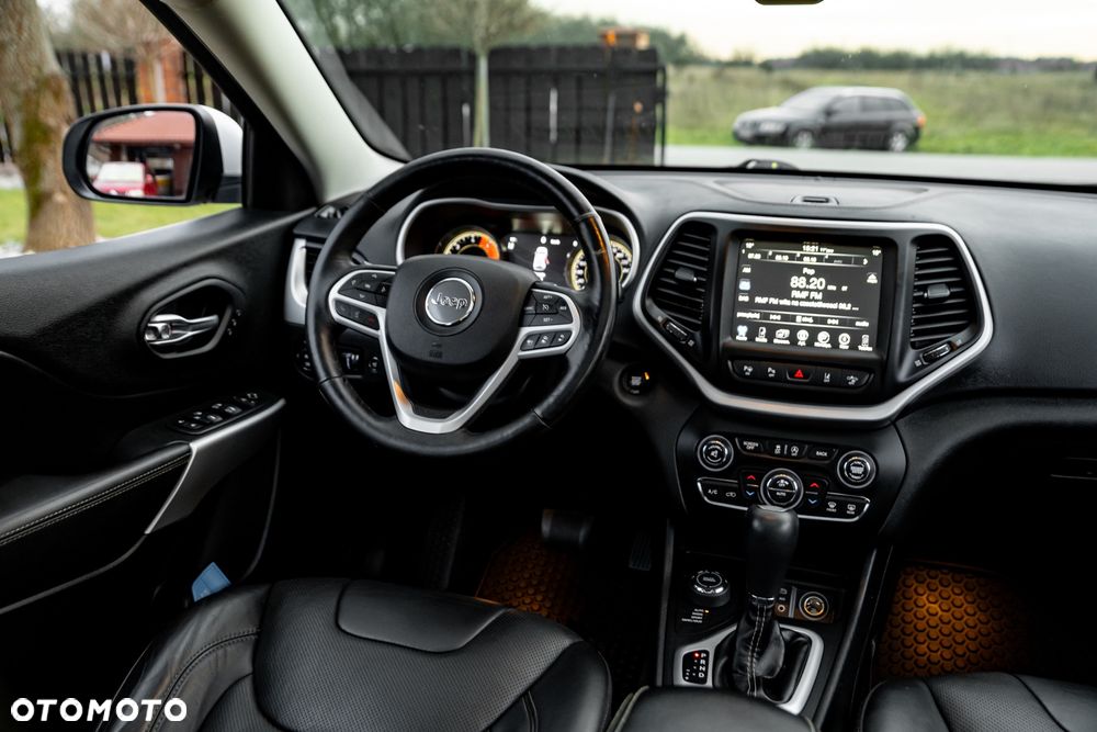 Jeep Cherokee 2.2 MJD Active Drive II Limited - 24