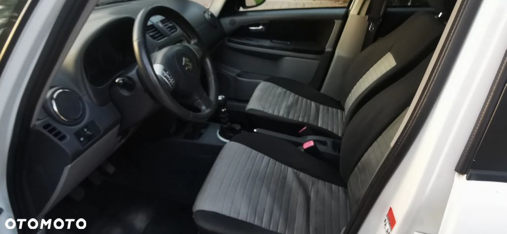 Suzuki SX4 2.0 DDiS 4x4 Style - 15