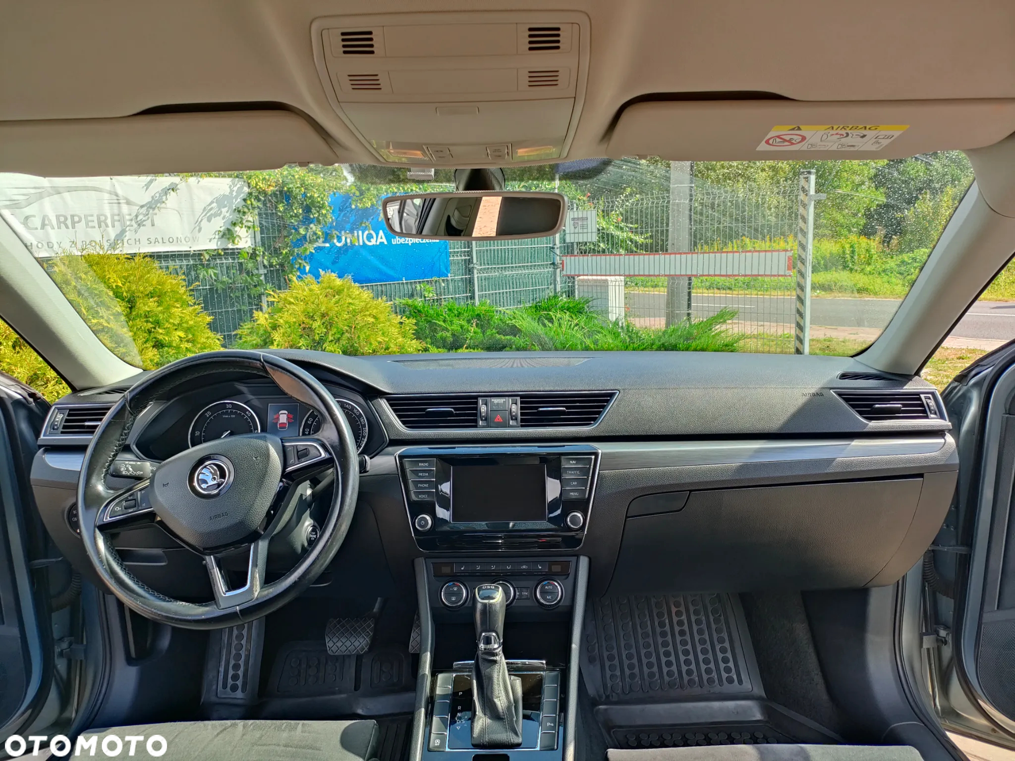 Skoda Superb 2.0 TDI DSG Premium Edition - 16