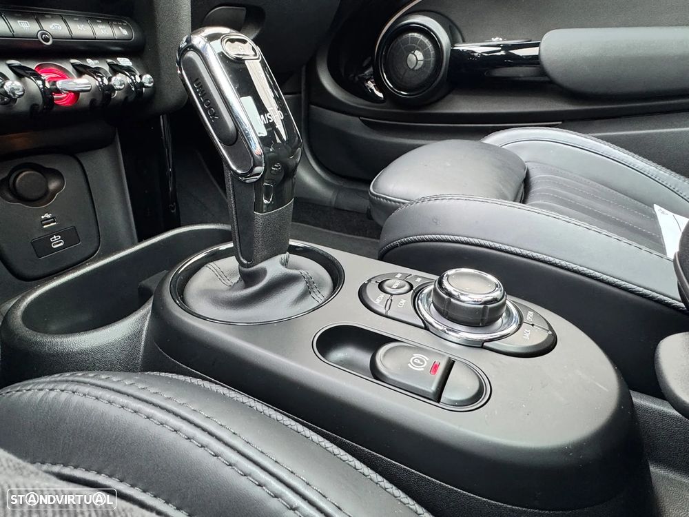 MINI 3 Portas John Cooper Works Plus Auto Desportiva - 23