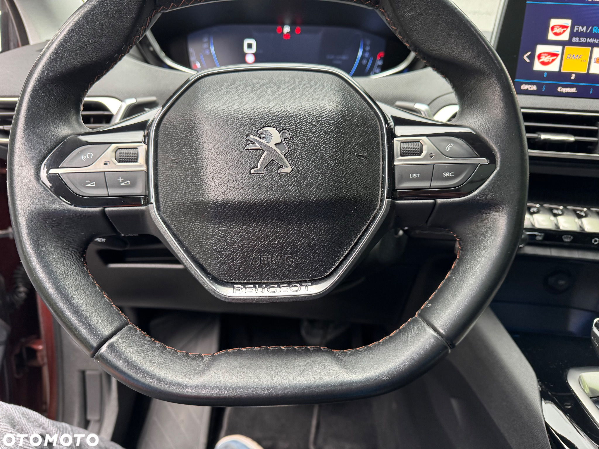 Peugeot 3008 BlueHDi 120 EAT6 Stop & Start Allure - 4