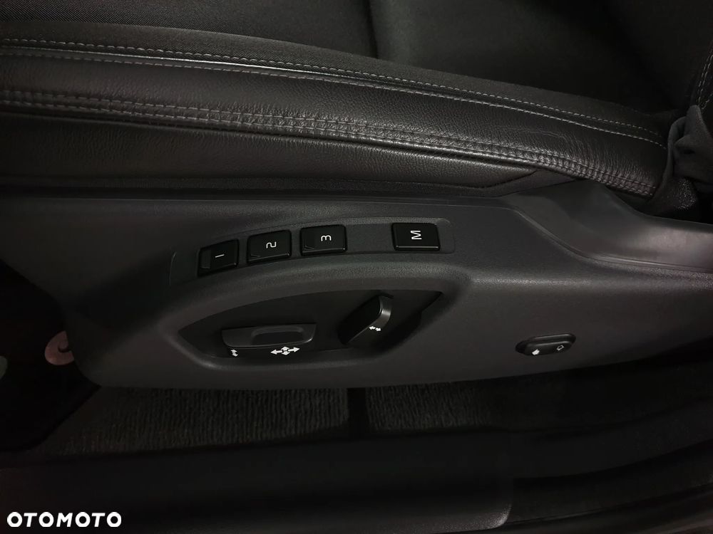 Volvo XC 60 D4 Drive-E Summum - 29