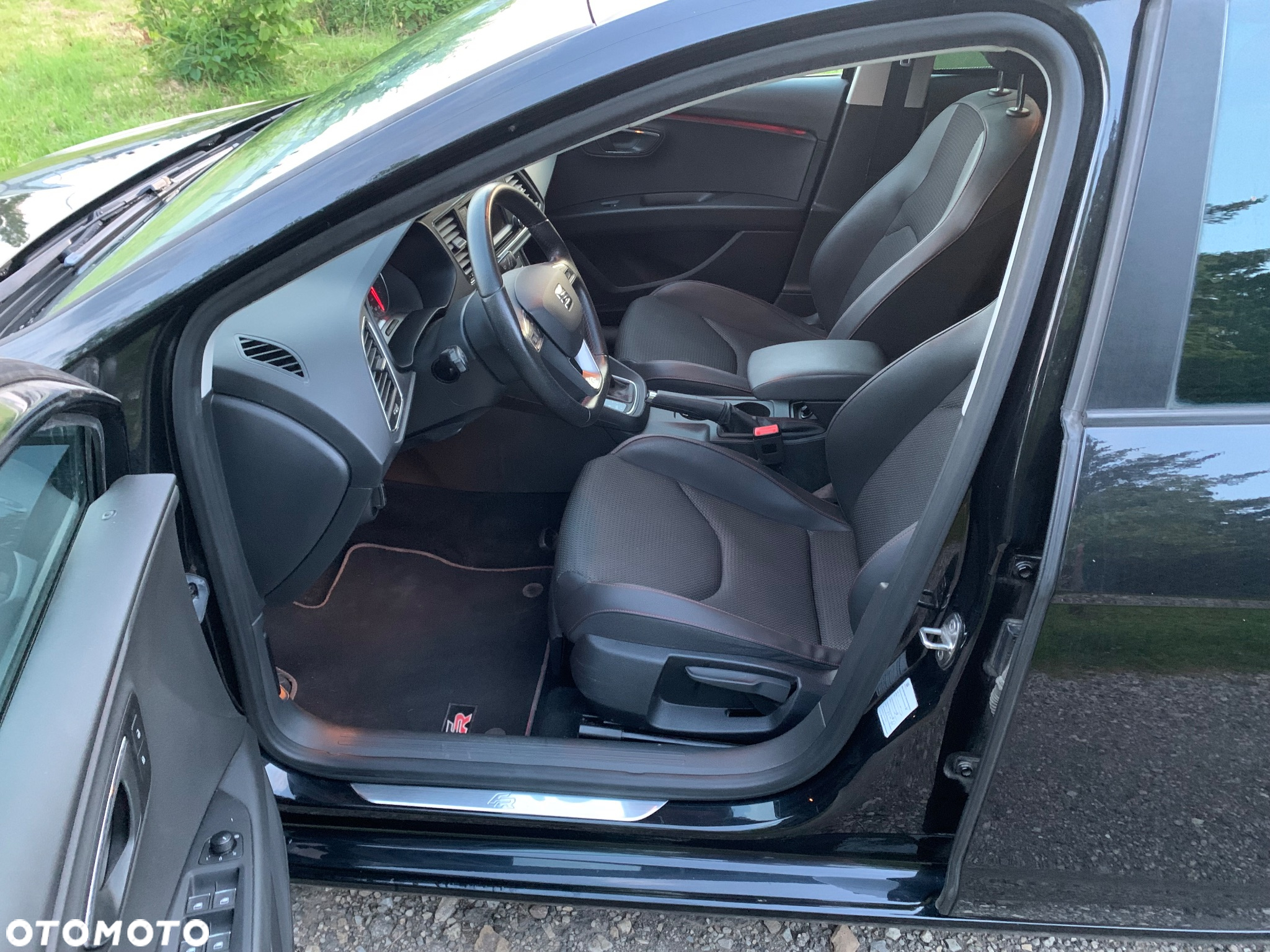 Seat Leon 1.8 TSI FR Black S&S DSG - 6