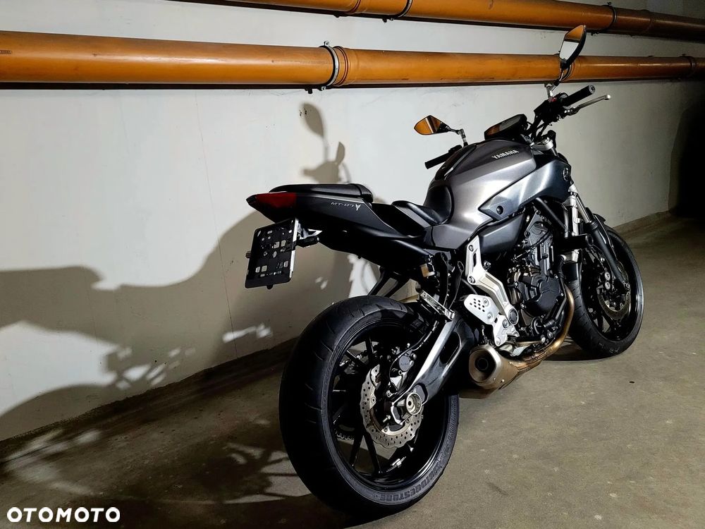 Yamaha MT - 5