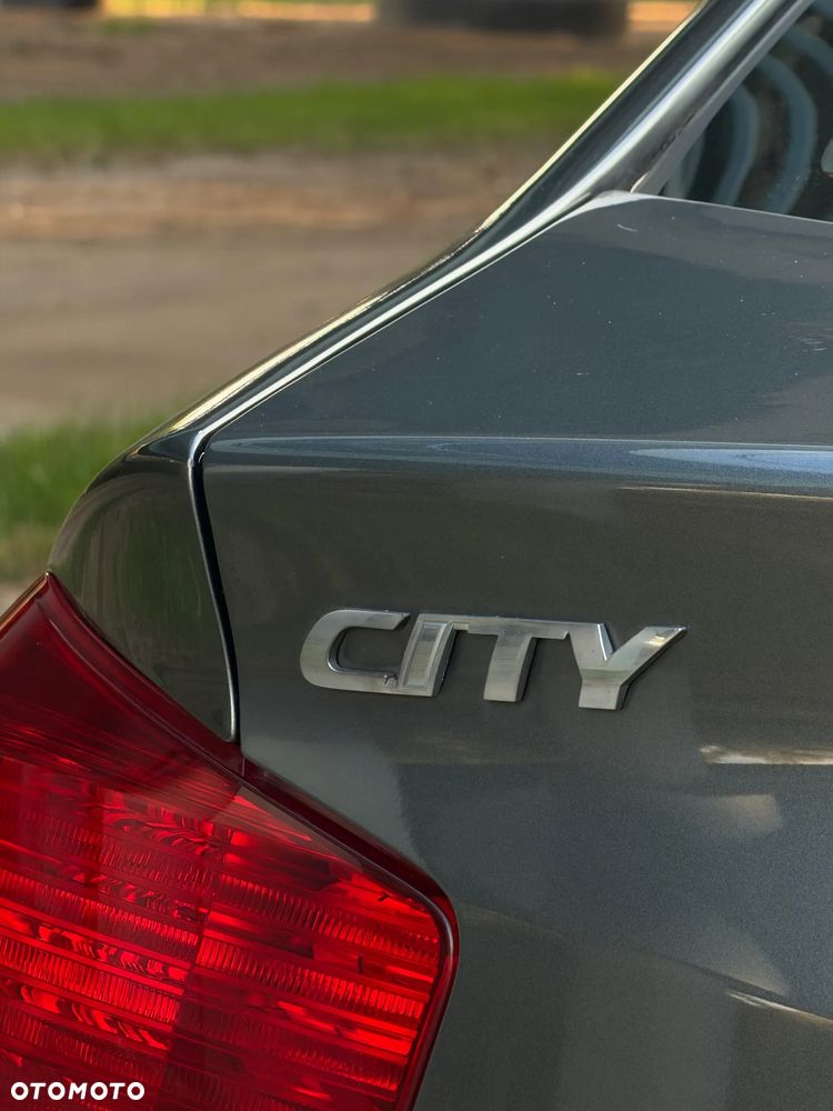 Honda City 1.4 Elegance - 15