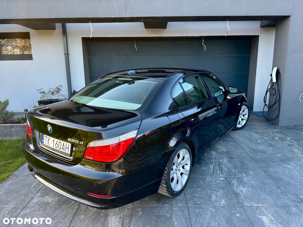 BMW Seria 5 520d Edition Exclusive - 11