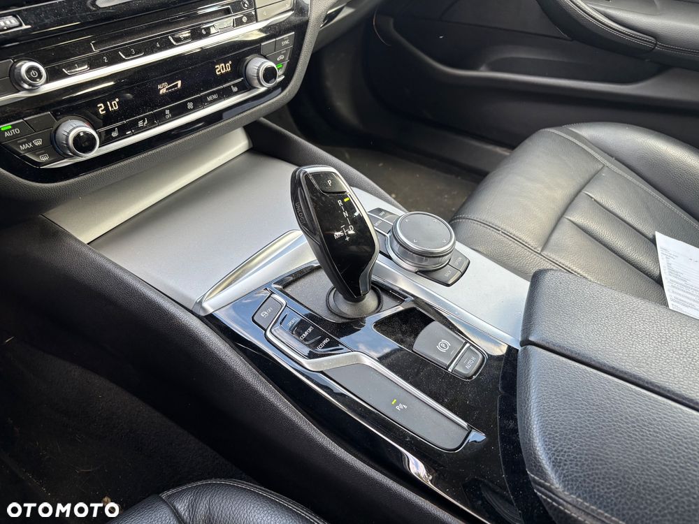 BMW Seria 5 - 24