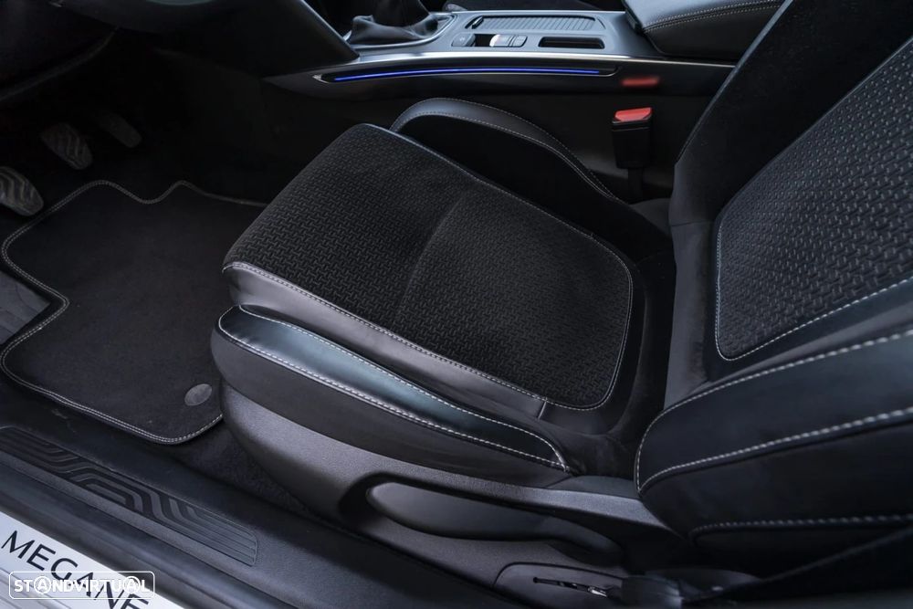 Renault Mégane ENERGY dCi 110 INTENS - 18