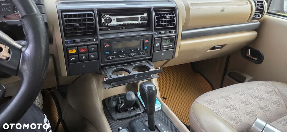 Land Rover Discovery - 10